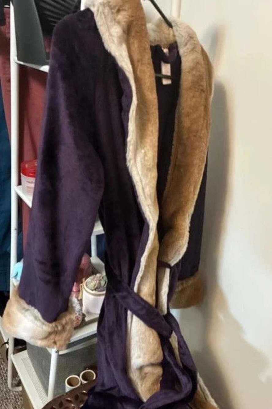 Women’s nwt small purple brown faux fur fleece robe secret treasure